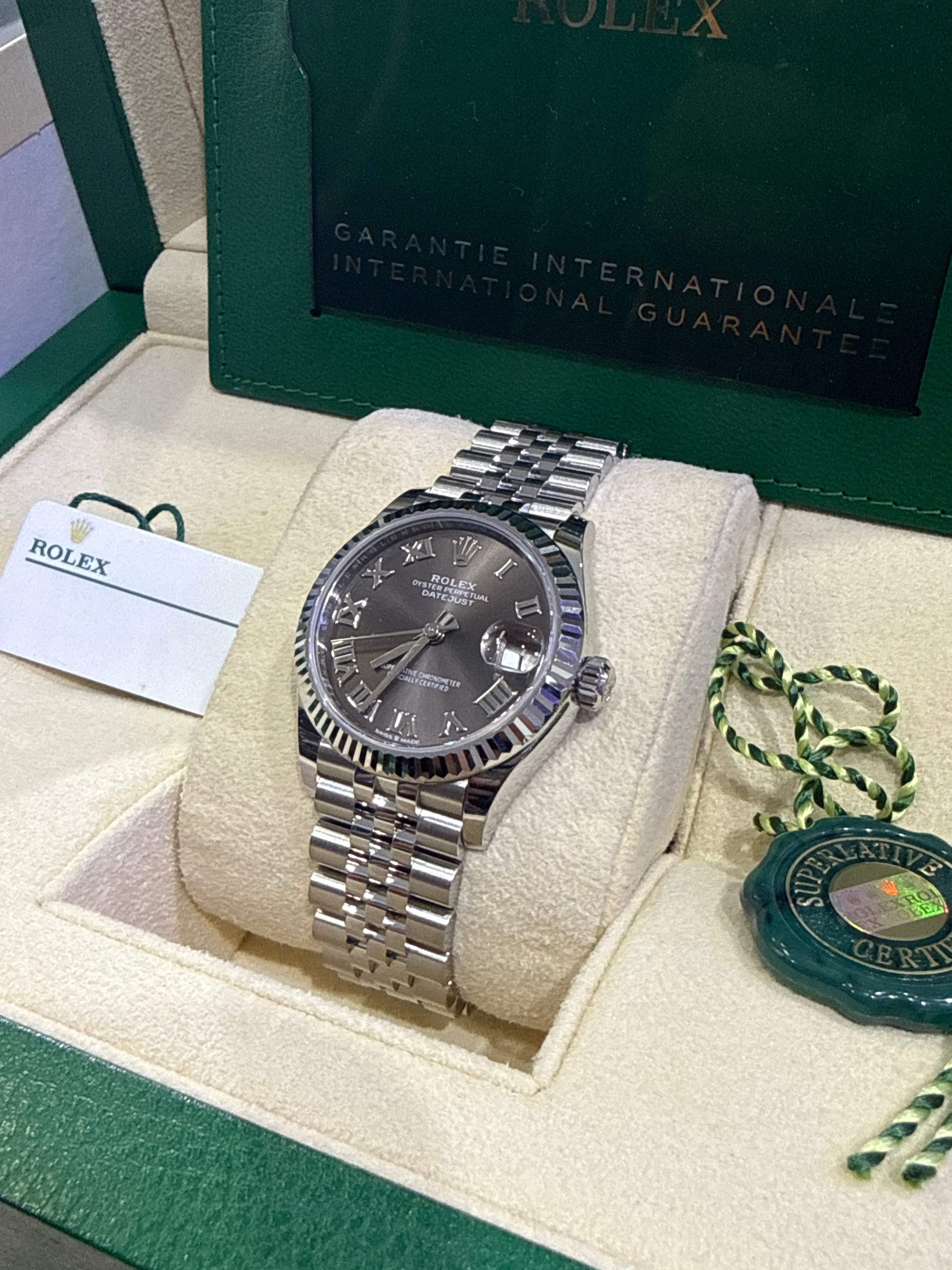Rolex Datejust 31mm – Ref: 278274-0022 – Dark Grey Sunray Roman Dial, Stainless Steel Jubilee Bracelet Women’s Pre-Owned Watch